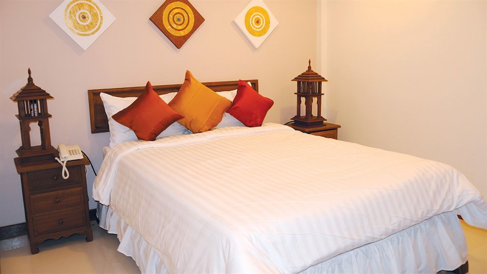 Lullaby Inn Silom Bangkok Eksteriør bilde